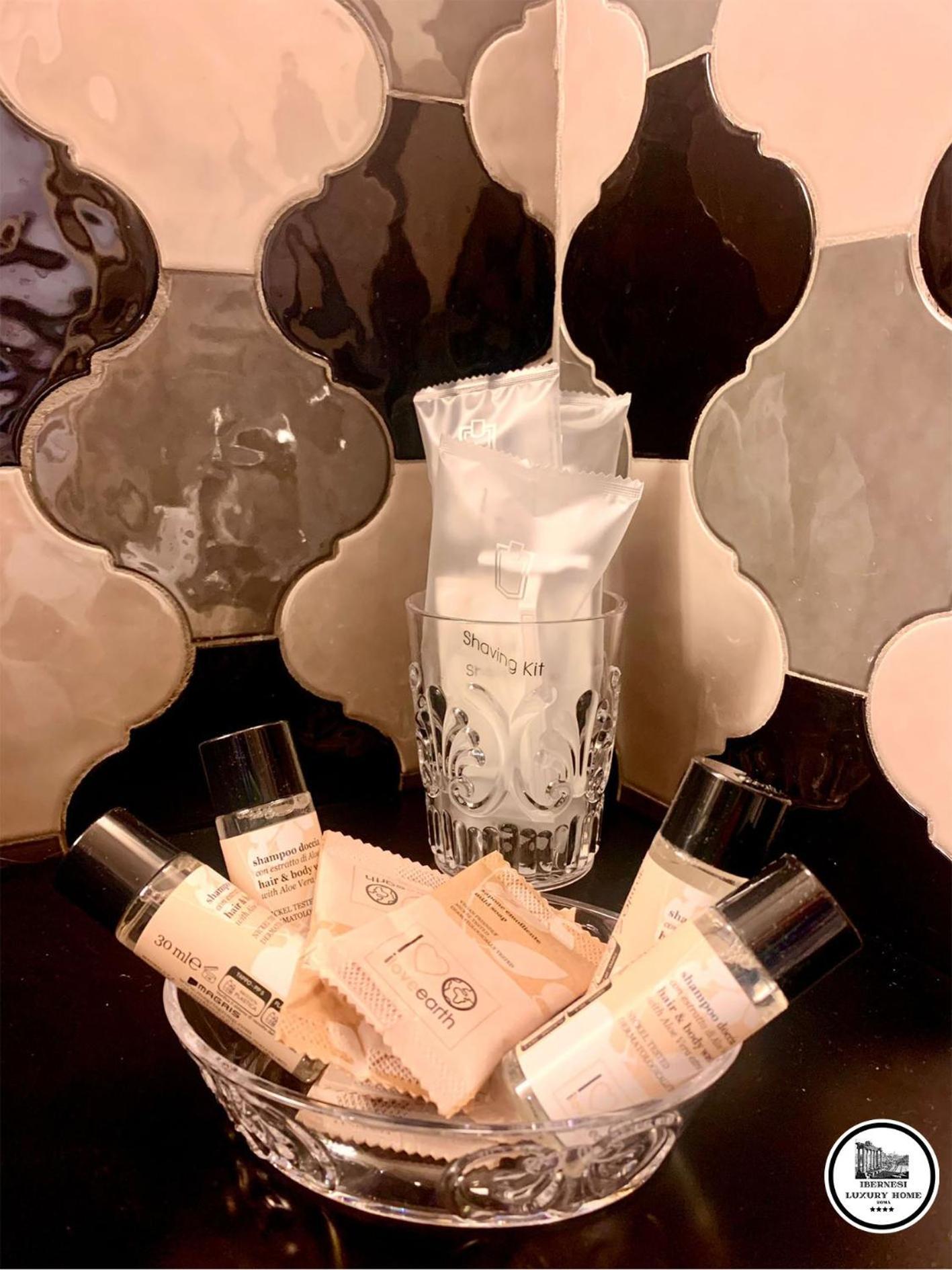Ibernesi Luxury Home Roma Esterno foto