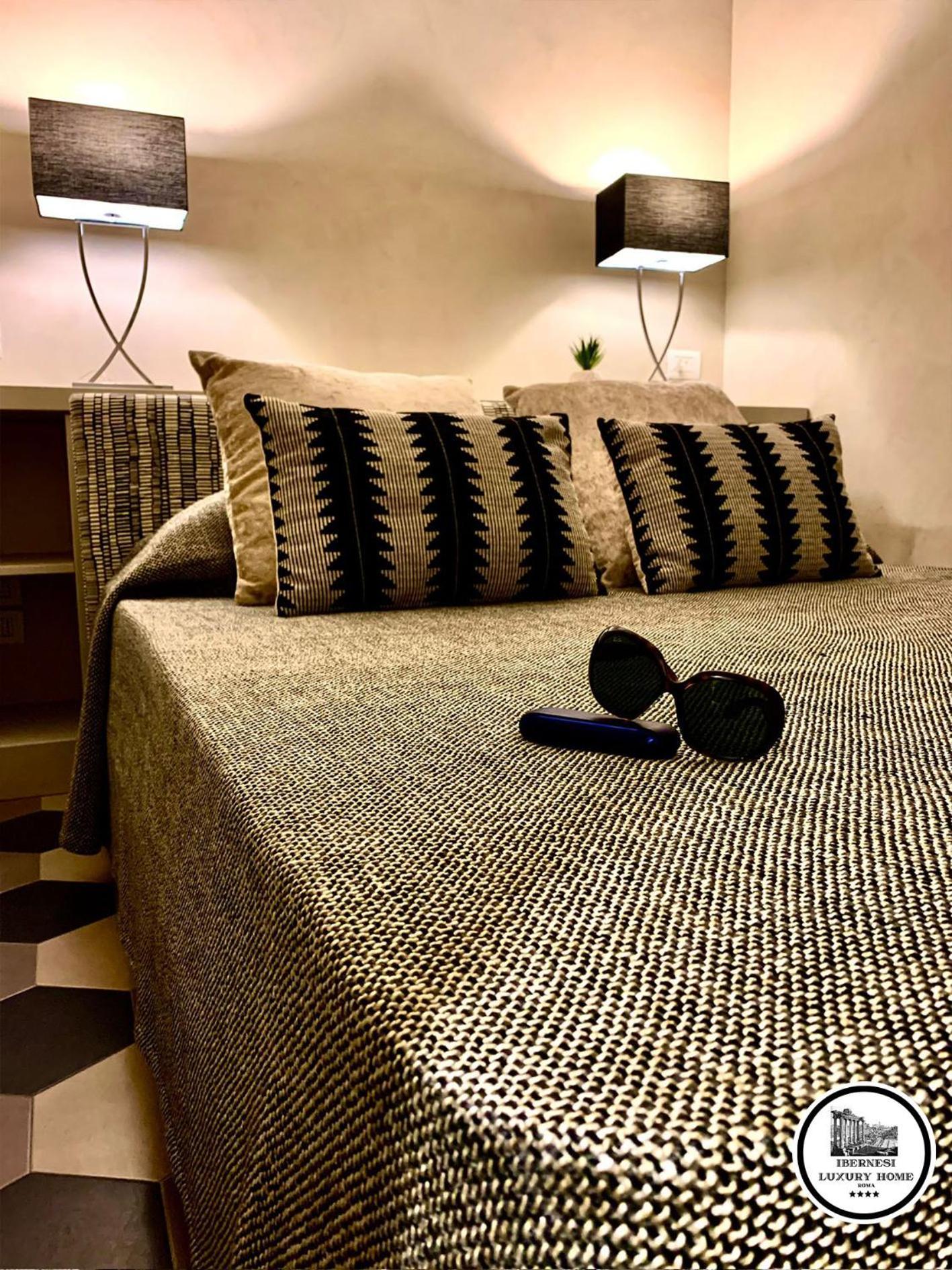 Ibernesi Luxury Home Roma Esterno foto